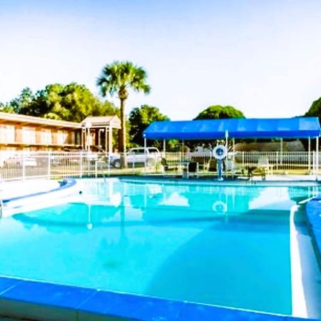 Oyo Hotel Mustang Silver Spring Fl Силвър Спрингс Екстериор снимка