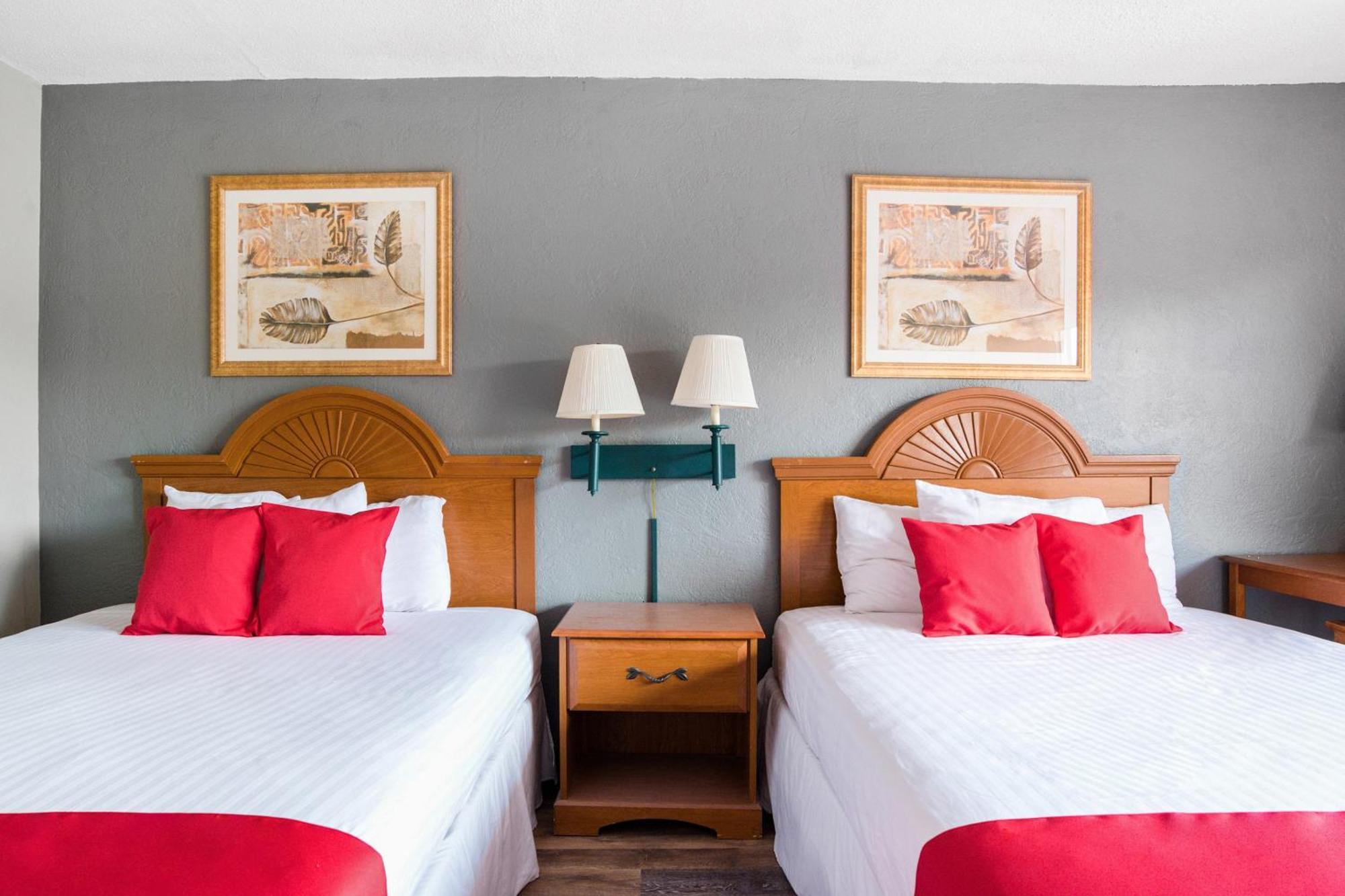 Oyo Hotel Mustang Silver Spring Fl Силвър Спрингс Екстериор снимка