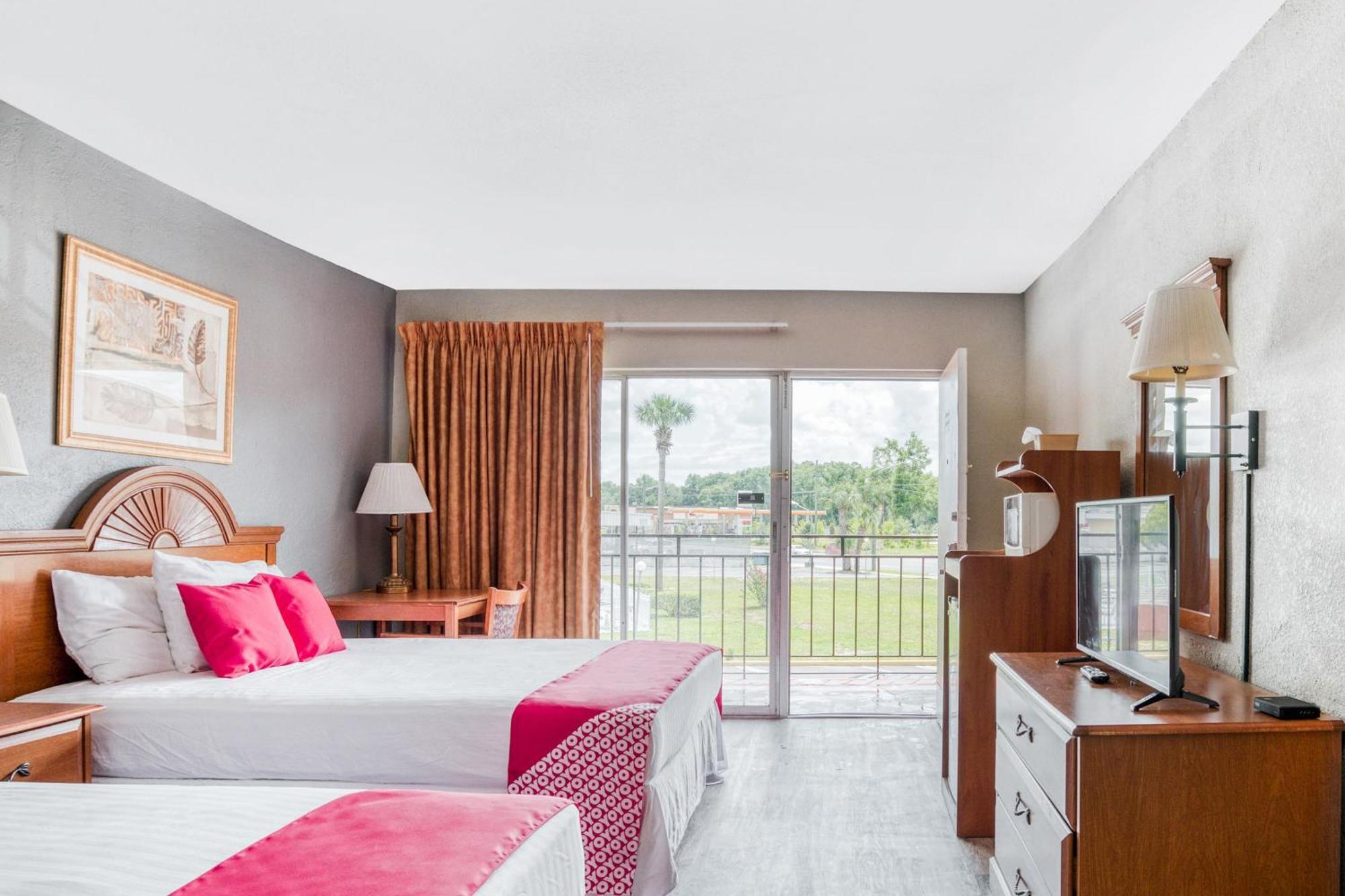 Oyo Hotel Mustang Silver Spring Fl Силвър Спрингс Екстериор снимка